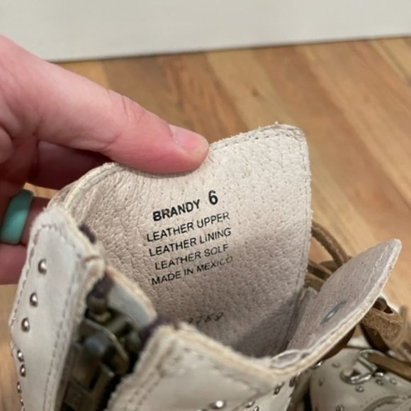 *SOLD* NWB Freebird by Steven Brandy - Picture 5 of 6